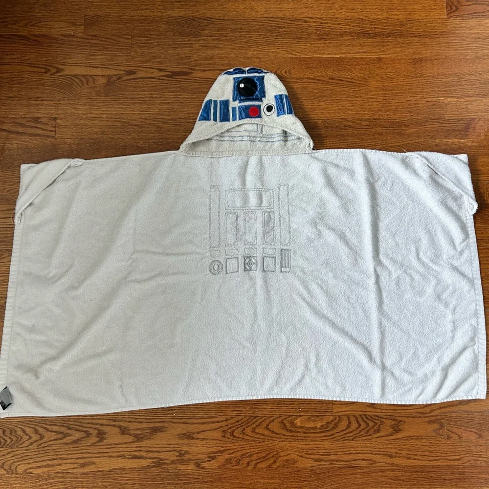 Disney character Bath Towel bundle - Dory & R2 D2